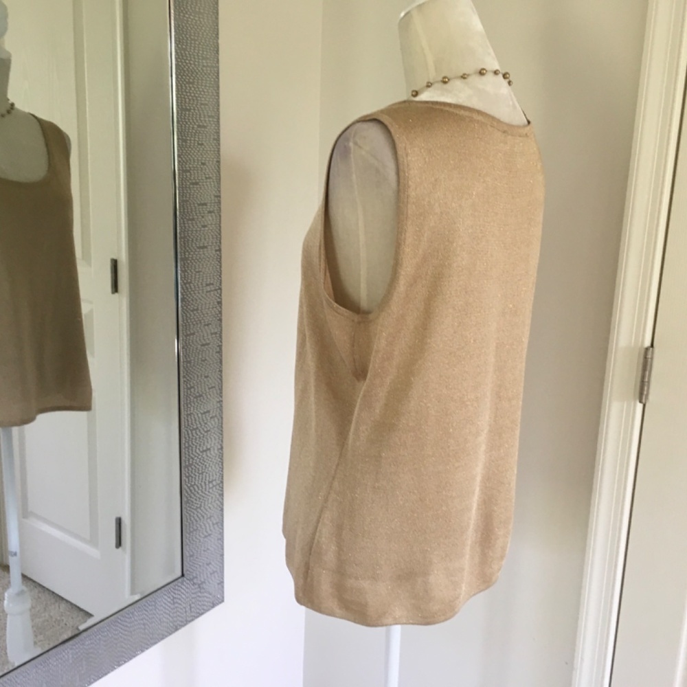 St. John caviar tank top - Picture 2 of 7